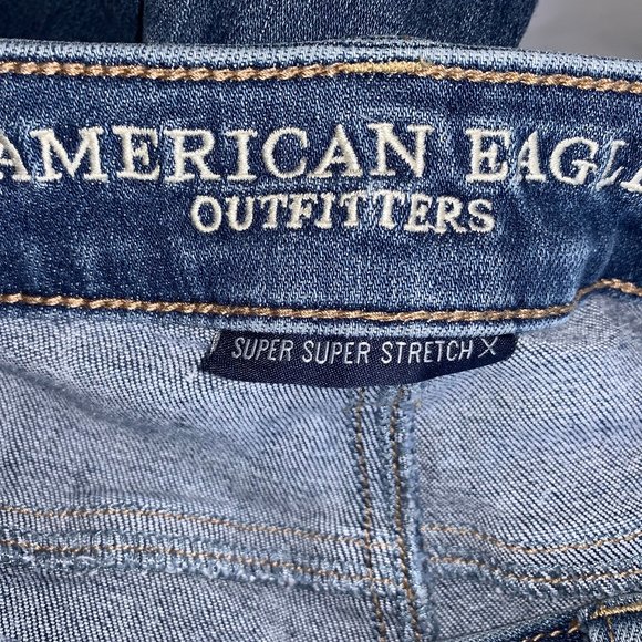 AEO Super Stretch X Destroyed Ripped Jeggings Jeans Size 4 - Picture 6 of 9